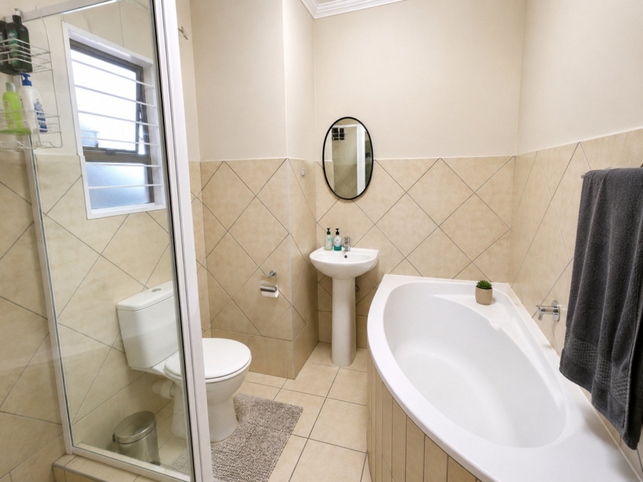 2 Bedroom Property for Sale in Navalsig Free State